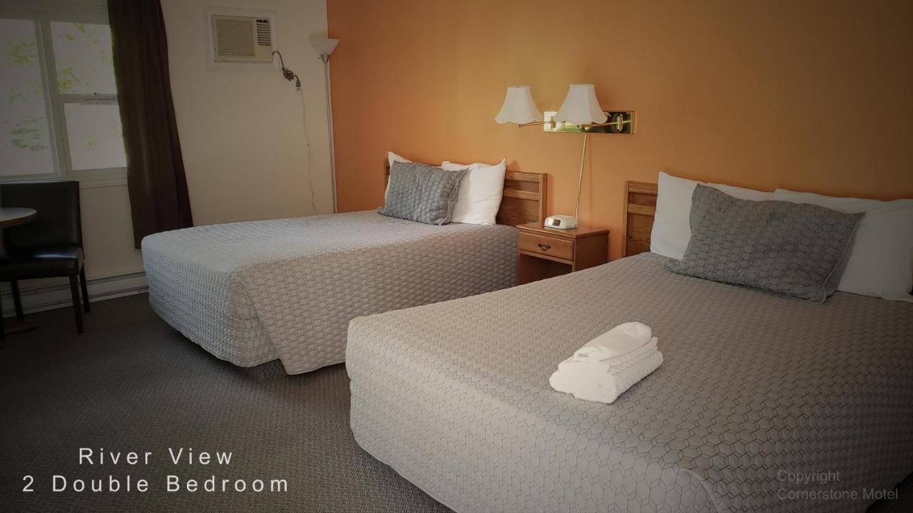 Cornerstone Motel Шетікамп Екстер'єр фото